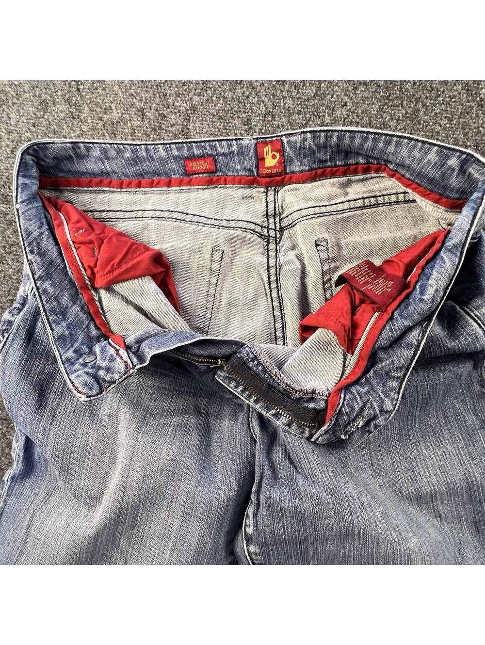 Vintage Y2K Sasson Bootcut Jeans Womens 12 Embroidered Wing Pockets Faded 33x31 - Picture 10 of 13